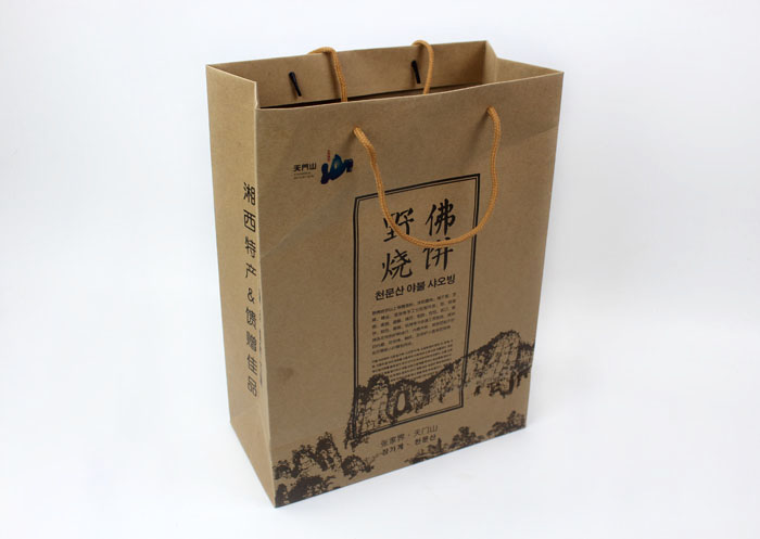 這樣原汁原味土特產(chǎn)禮品盒+手提袋套裝你也想要嗎？快來(lái)長(zhǎng)沙印刷廠日大彩印定制！